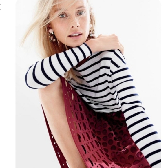 EUC J CREW BURGUNDY LASER CUT-OUT GEOMETRIC A-LINE MIDI SKIRT, SZ4 - Picture 3 of 14